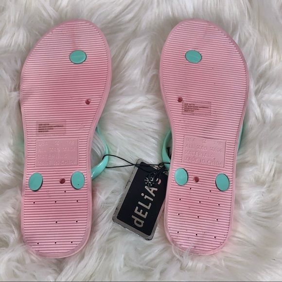 Delia*s Flip Flops - Picture 6 of 6